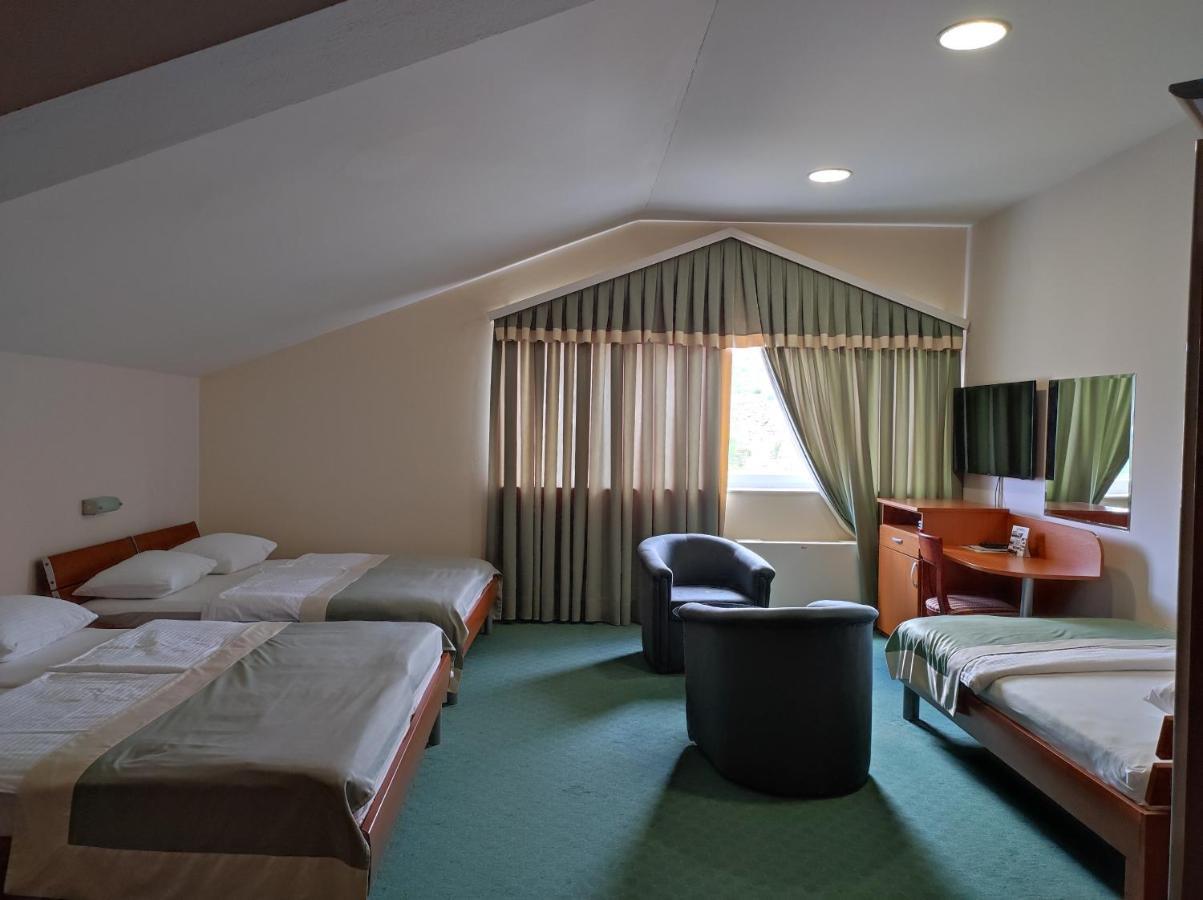 Hotel Bacchus Livno Buitenkant foto