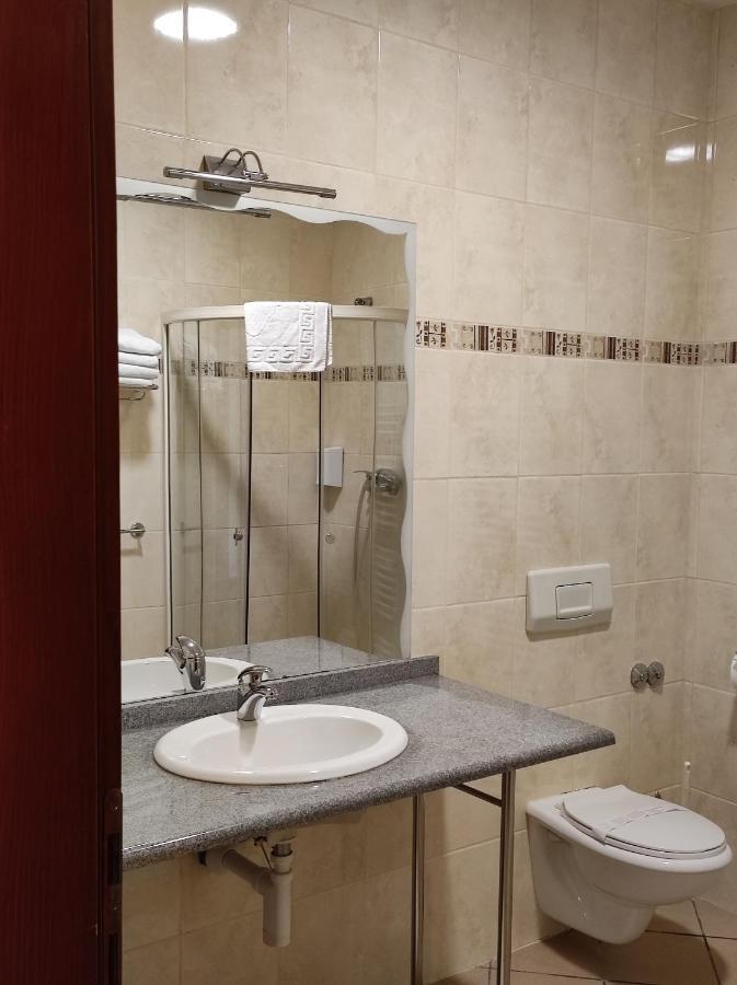 Hotel Bacchus Livno Buitenkant foto